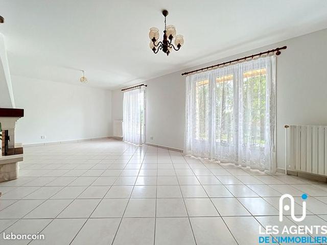 Maison 6 pièces 151 m²