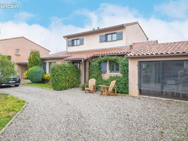 Maison 6 pièces 151 m²