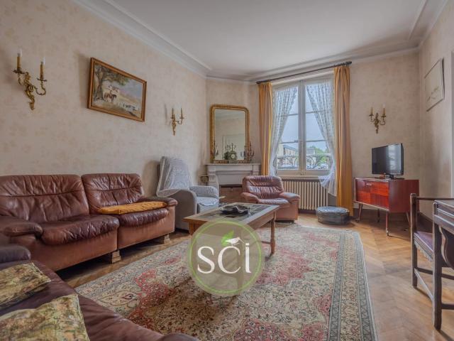 Maison 6 pièces 151 m²