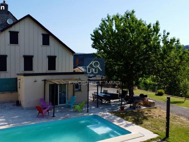 Maison 6 pièces 151 m²