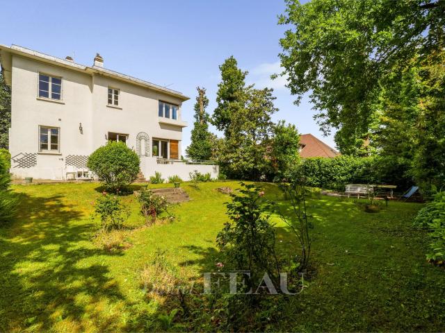 Maison 6 pièces 151 m²