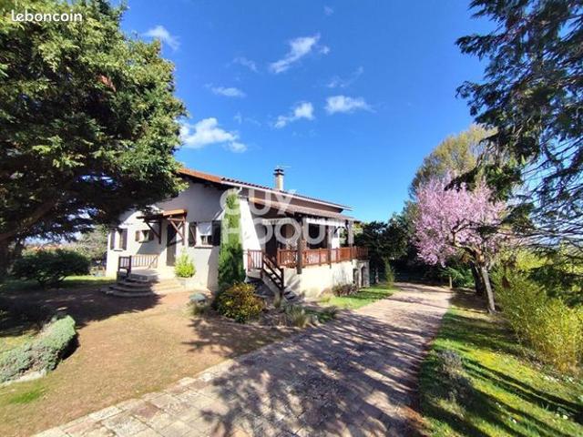 Maison 6 pièces 151 m²