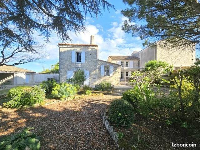 Maison 6 pièces 151 m²