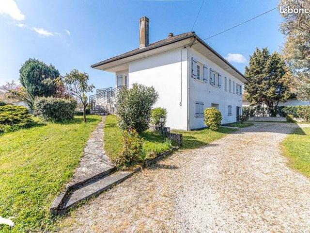 Maison 6 pièces 151 m²