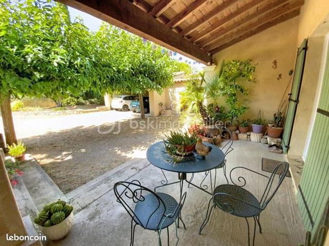 Maison 6 pièces 151 m²