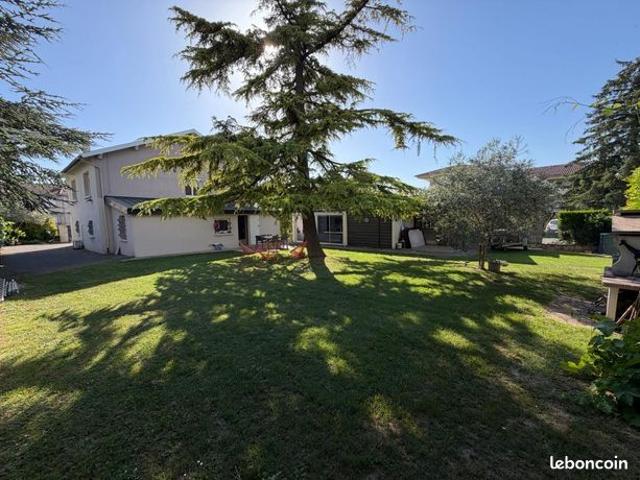Maison 6 pièces 152 m²