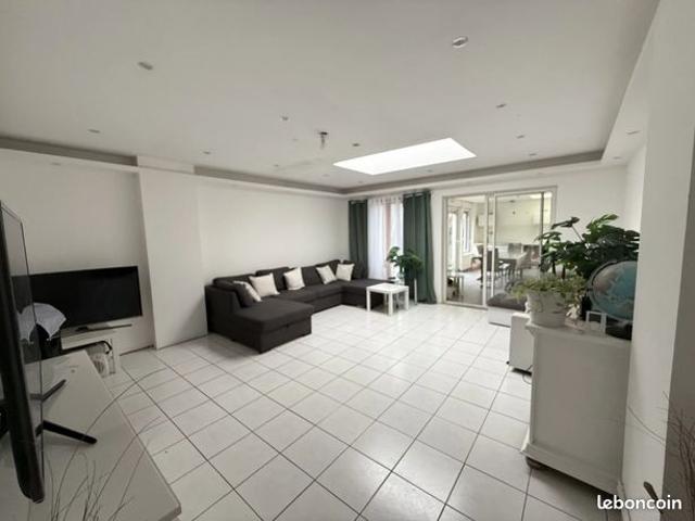 Maison 6 pièces 152 m²