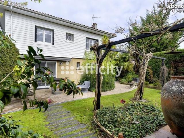 Maison 6 pièces 152 m²