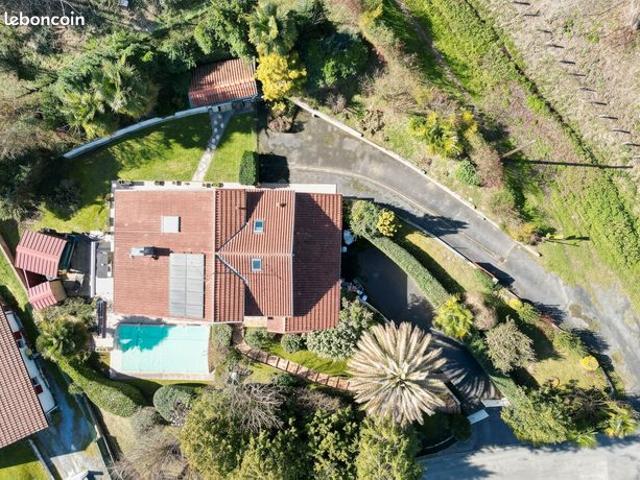 Maison 6 pièces 152 m²