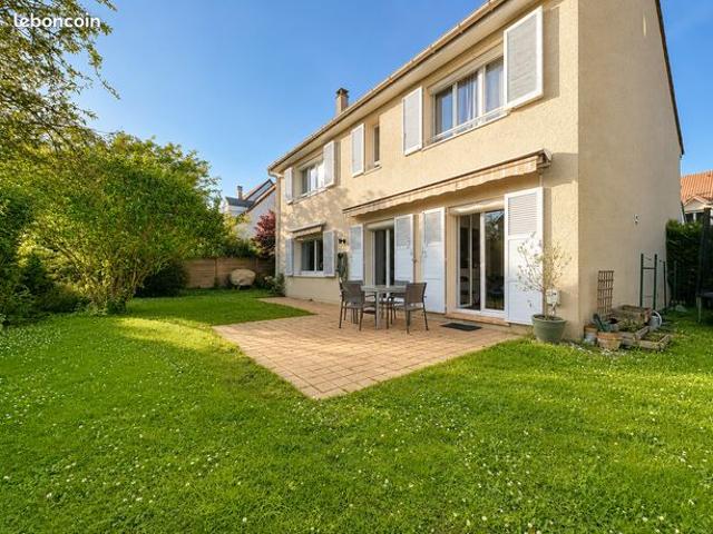 Maison 6 pièces 152 m²