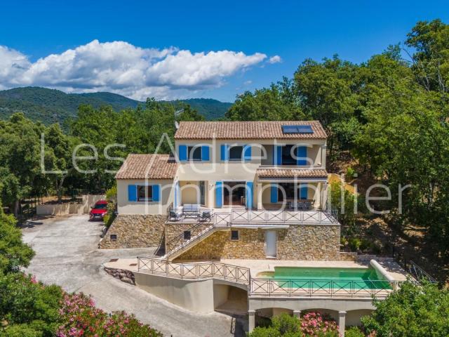 Maison 6 pièces 152 m²