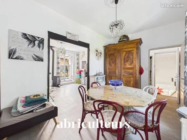 Maison 6 pièces 152 m²