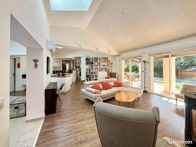 Maison 6 pièces 152 m²
