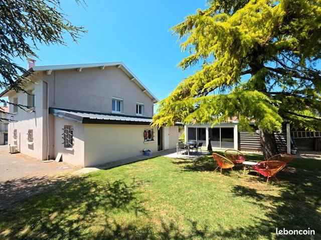 Maison 6 pièces 152 m²