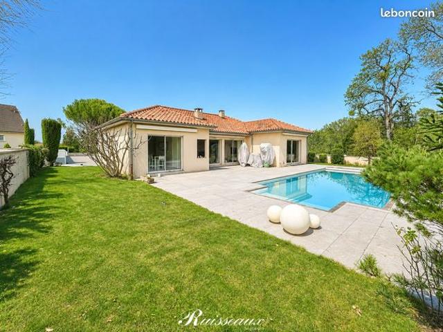 Maison 6 pièces 152 m²