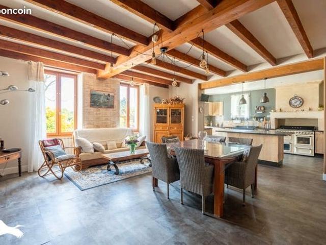 Maison 6 pièces 152 m²