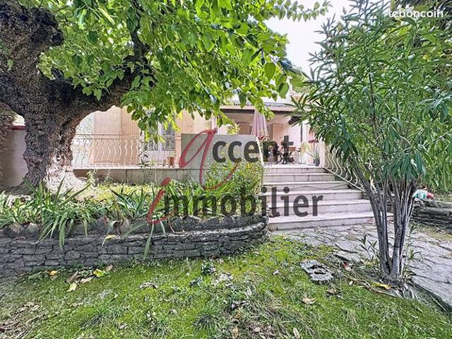 Maison 6 pièces 153 m²
