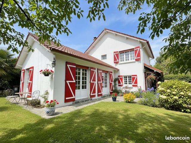 Maison 6 pièces 153 m²