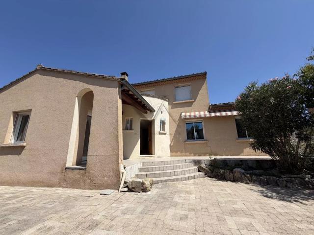 Maison 6 pièces 153 m²