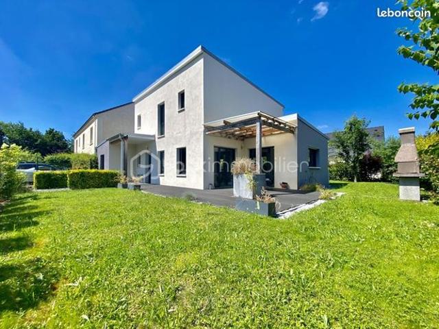 Maison 6 pièces 153 m²