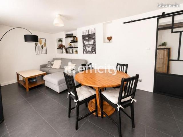 Maison 6 pièces 153 m²