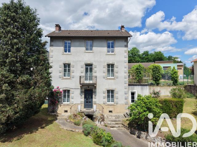 Maison 6 pièces 153 m²