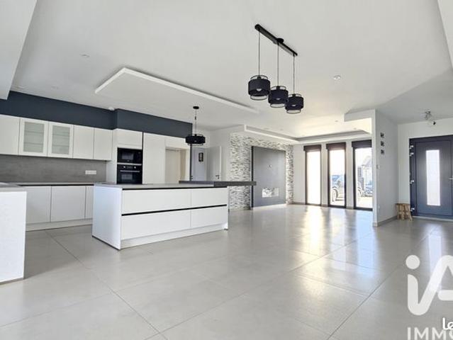 Maison 6 pièces 153 m²