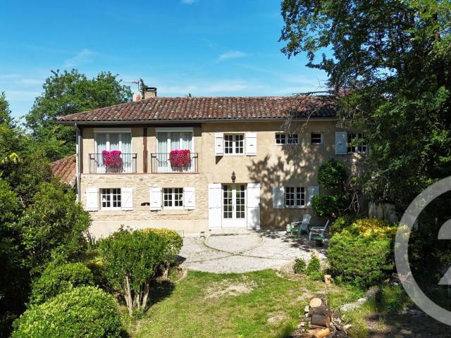 Maison 6 pièces 153 m²