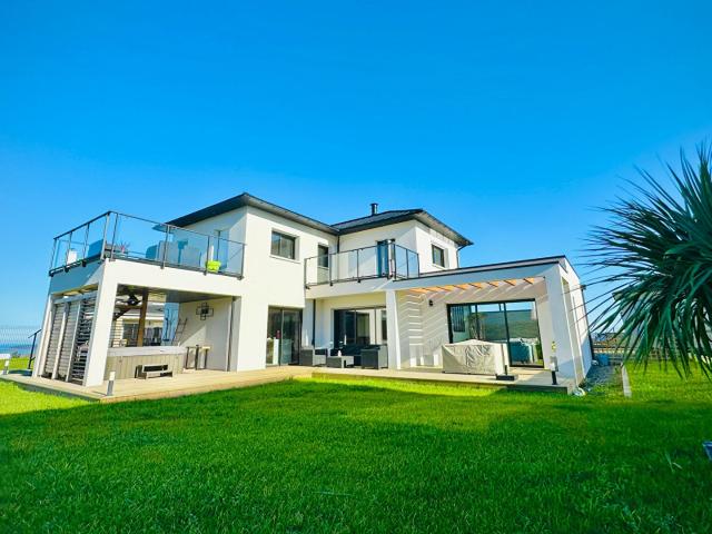 Maison 6 pièces 153 m²