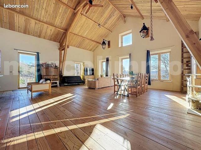 Maison 6 pièces 153 m²