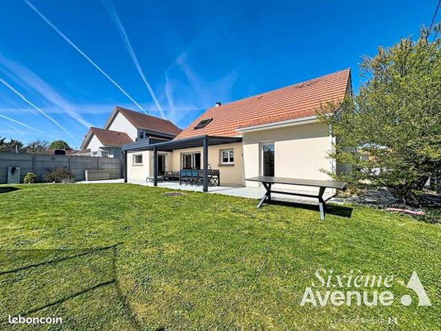 Maison 6 pièces 153 m²
