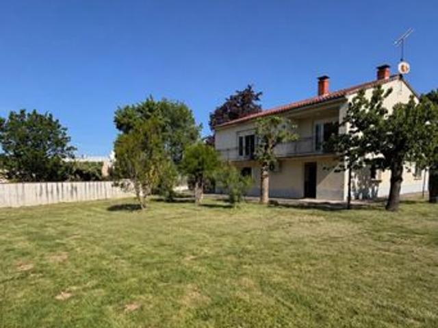 Maison 6 pièces 153 m²