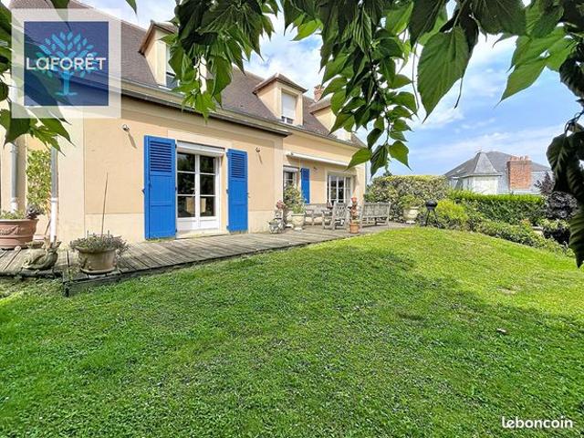 Maison 6 pièces 153 m²