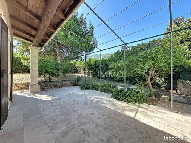Maison 6 pièces 153 m²