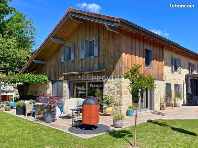 Maison 6 pièces 153 m²