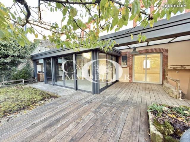 Maison 6 pièces 153 m²