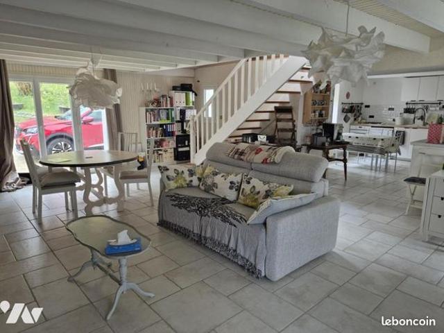Maison 6 pièces 153 m²