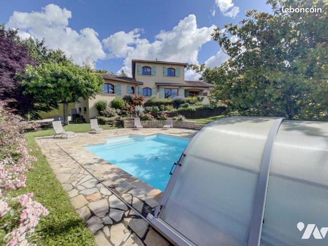 Maison 6 pièces 153 m²