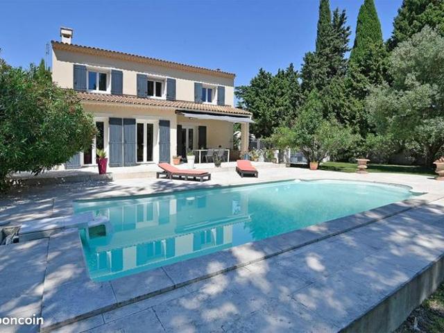 Maison 6 pièces 153 m²