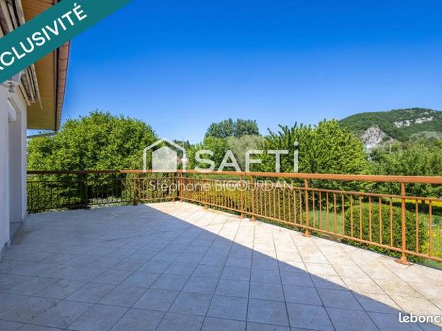 Maison 6 pièces 153 m²