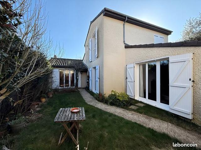 Maison 6 pièces 153 m²