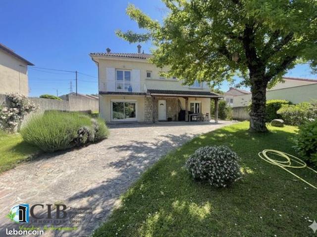 Maison 6 pièces 153 m²