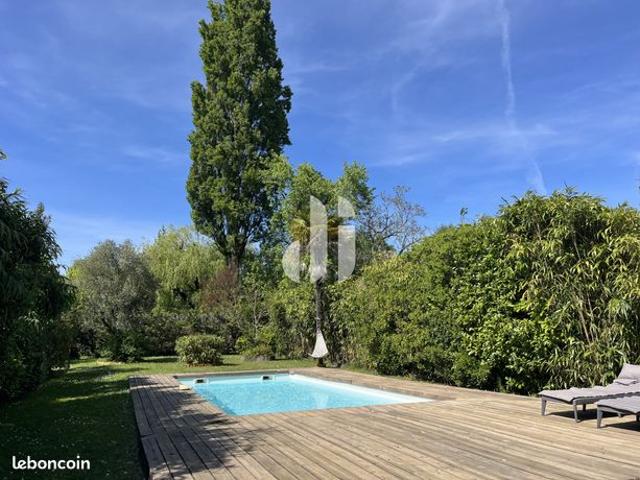 Maison 6 pièces 153 m²