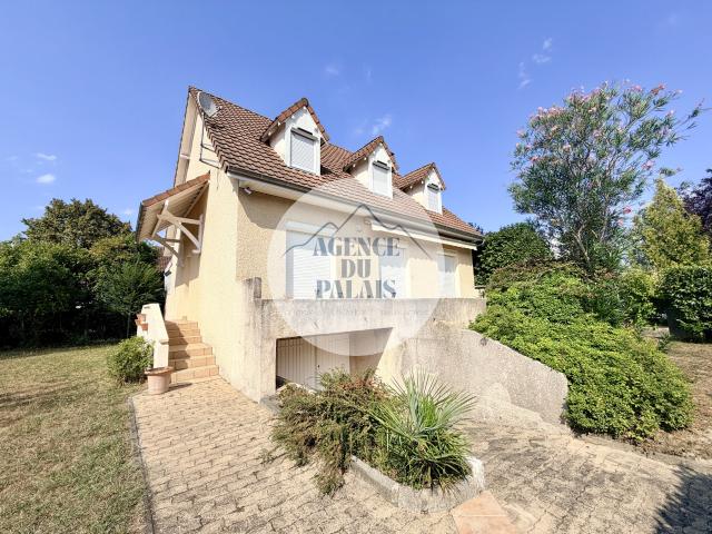 Maison 6 pièces 153 m²