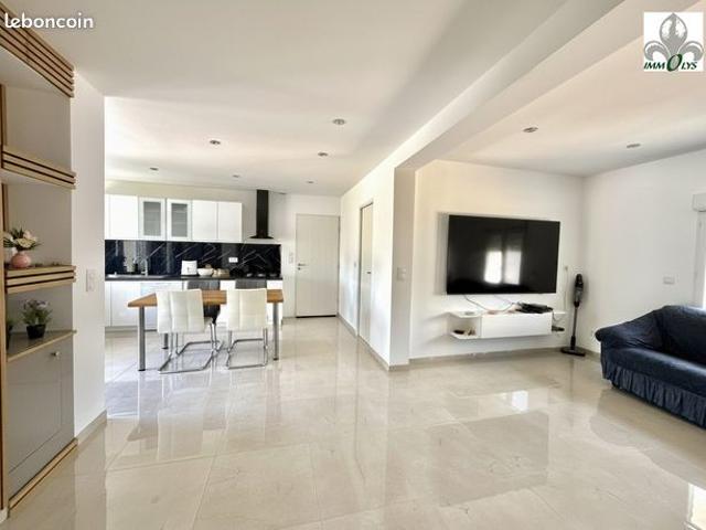 Maison 6 pièces 153 m²