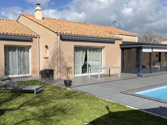 Maison 6 pièces 153 m²