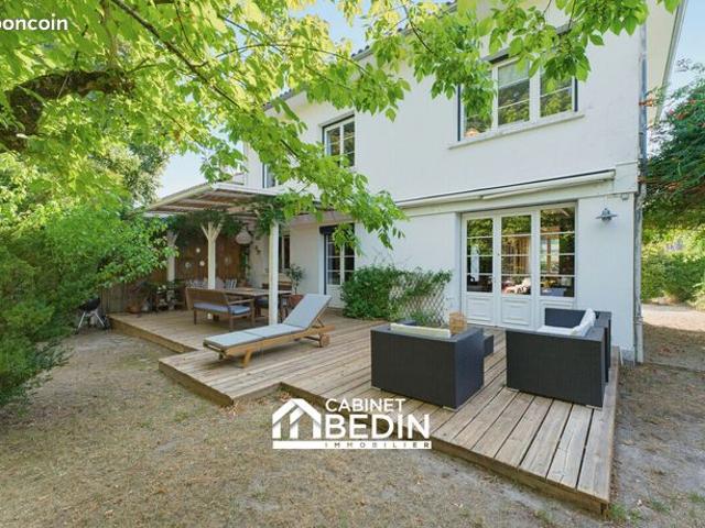 Maison 6 pièces 153 m²