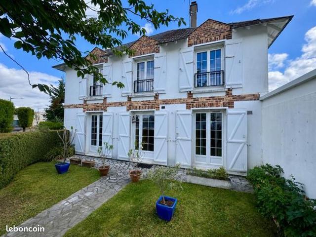 Maison 6 pièces 153 m²