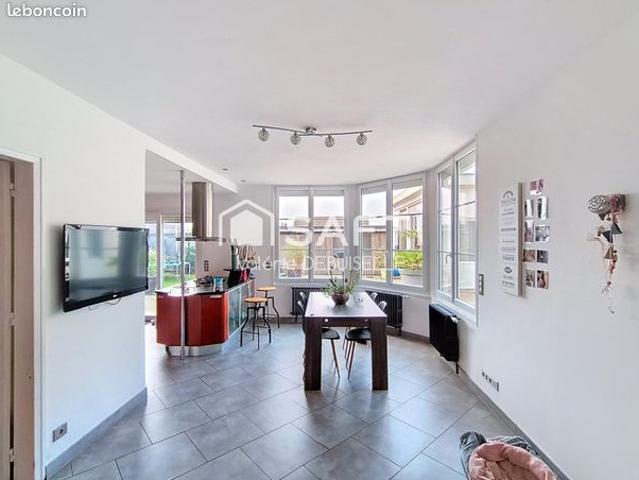 Maison 6 pièces 164 m²
