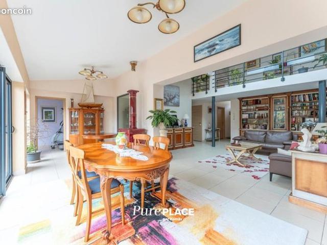 Maison 6 pièces 164 m²
